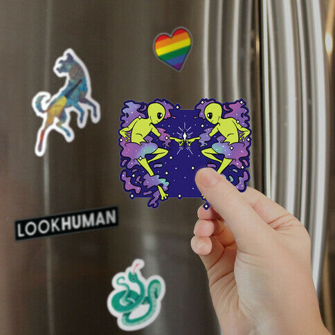 Aliens Among The Stars Magnet