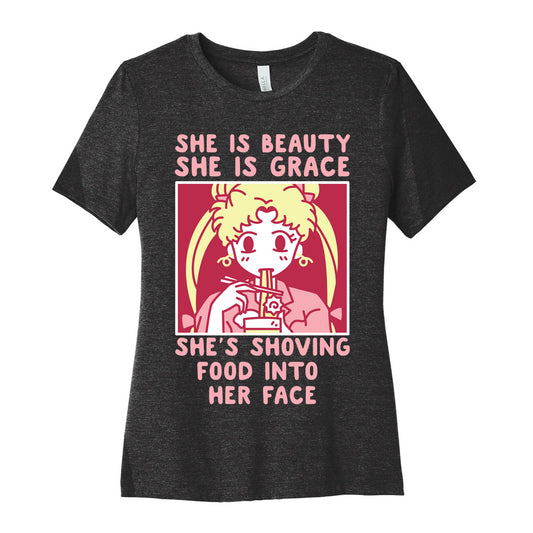 She Is Beauty Usagi Women's Cotton Tee