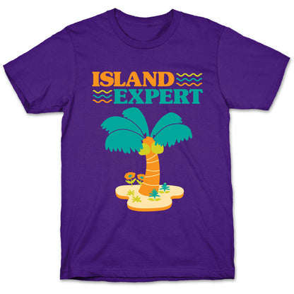 Island Expert (Animal Crossing) T-Shirt