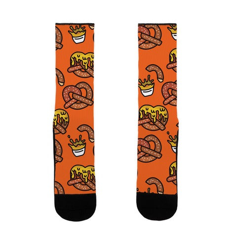 Cheesy Pretzel Pattern Socks